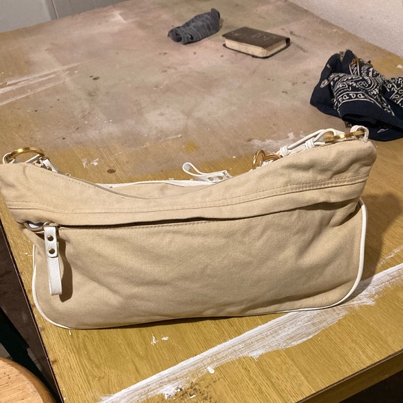 Stone Mountain beige and white shoulder bag - Picture 6 of 11